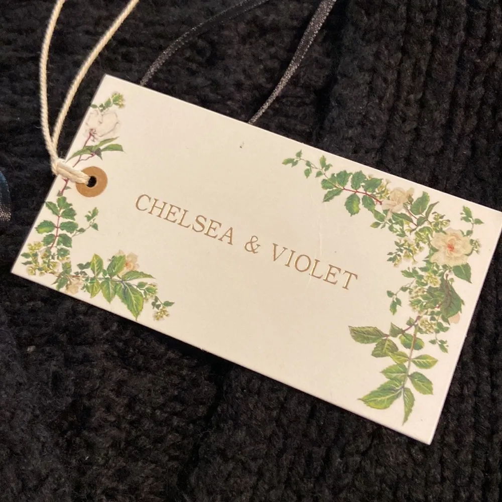 Beautiful Chelsea & Violet Sweater length 20” bust 36” color black - Image 14