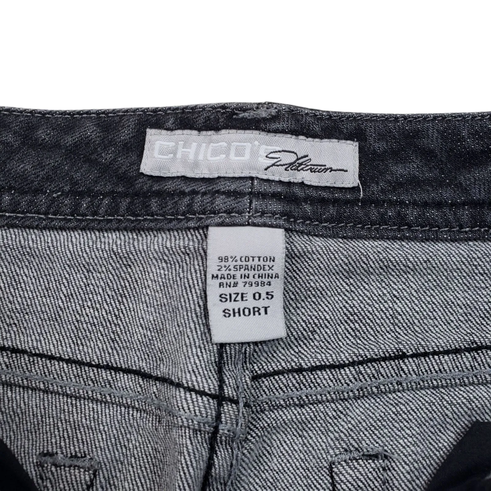 Vintage Chicos Platinum Facet SH Jeans Womens 0.5 Short US 6 Short Gray Denim - Image 3