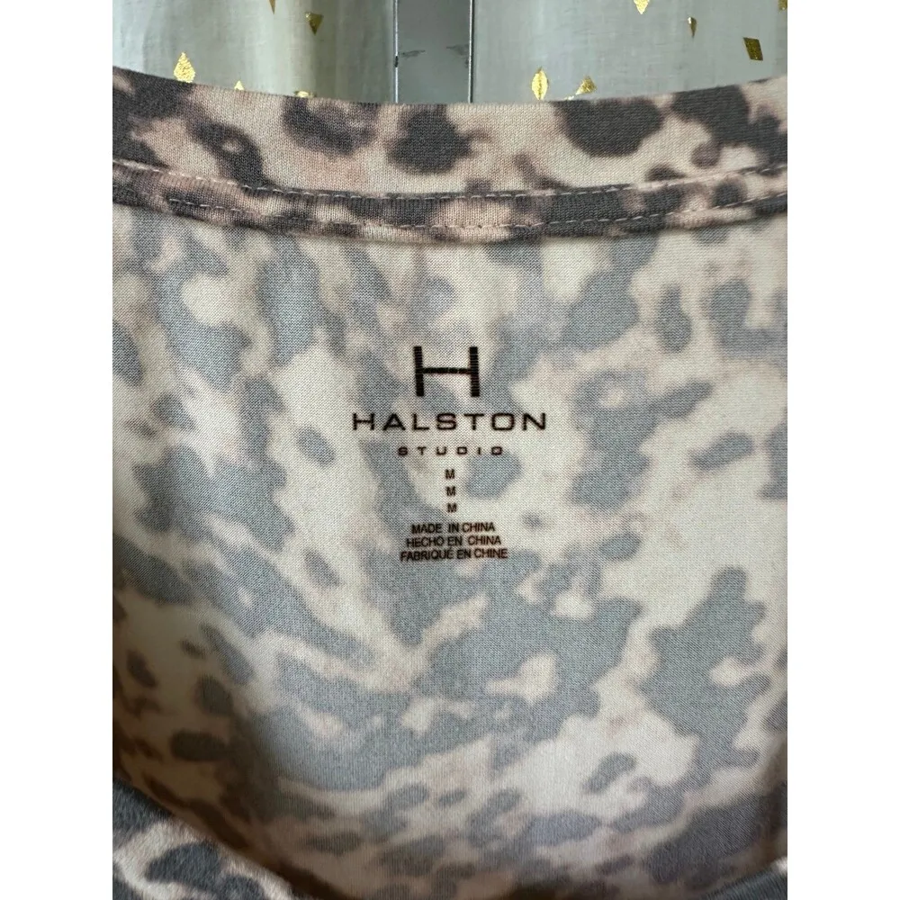 H Halston Studio Soft Blush Abstract Animal Scoop Neck Hi Low Pullover Blouse M - Image 4