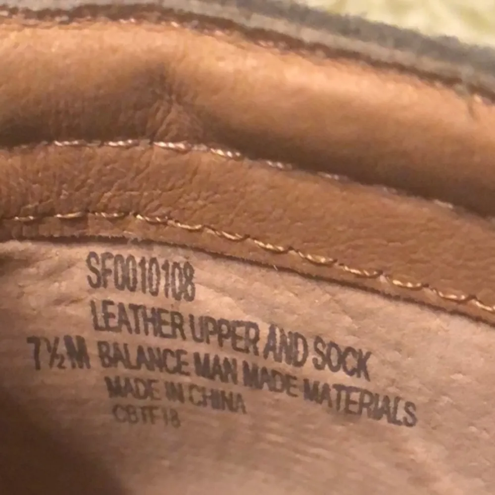 Sofft Britton Gray Waterproof Suede Slip - Image 5