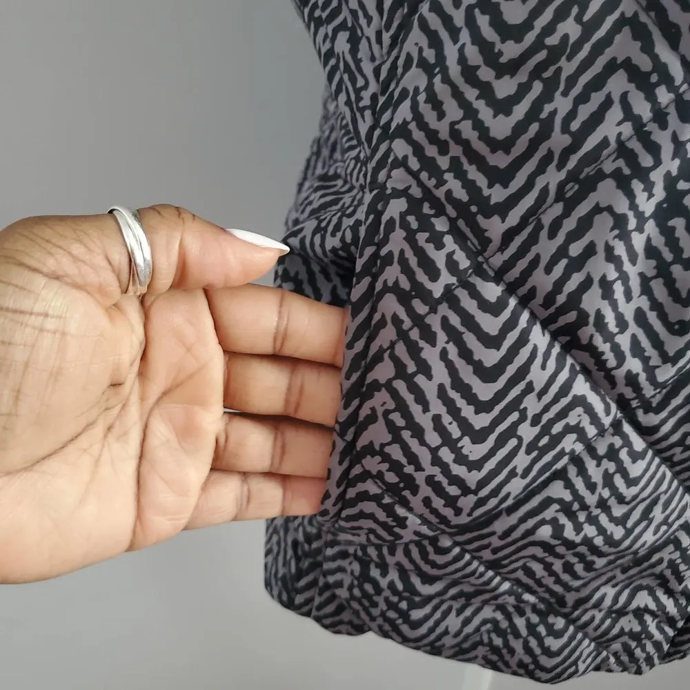 Croft & Barrow Women's Patterned Lightweight Puffer Vest S - Image 4