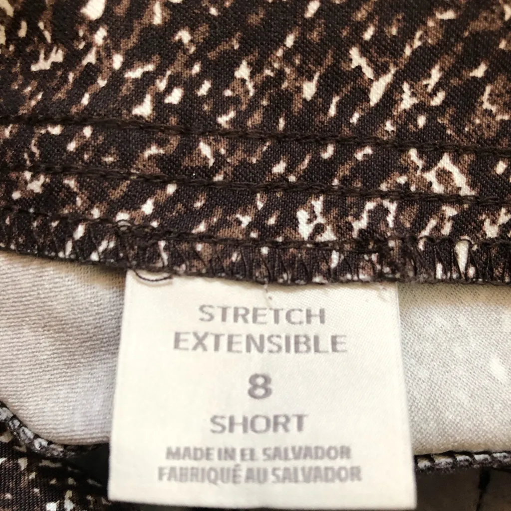 Van Heusen  Womens Cropped Stretch Pants Size 8 Back Pockets - Image 7