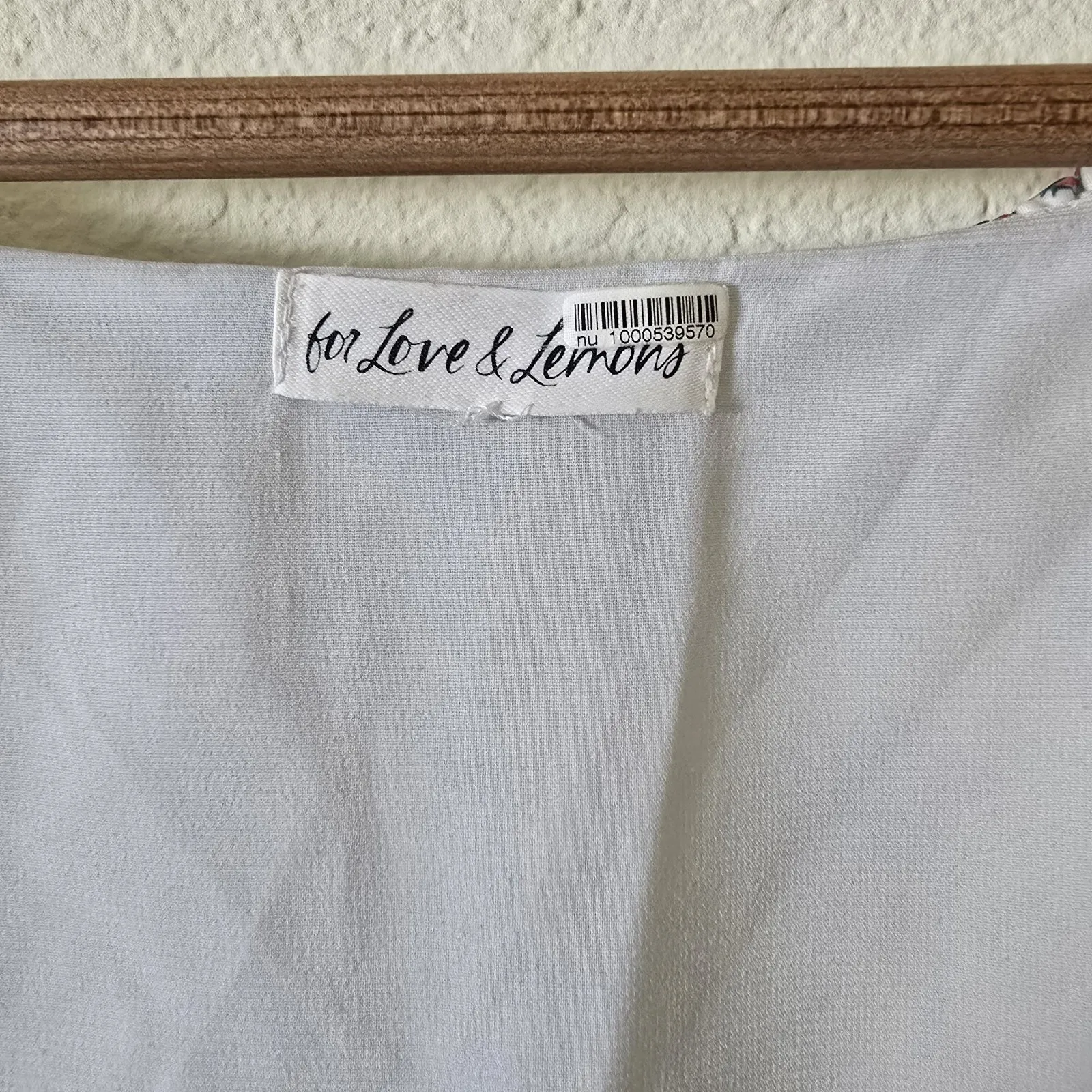 For Love and‎ Lemons Ditsy Floral Cropped Puff Sleeve Top Small - Image 3