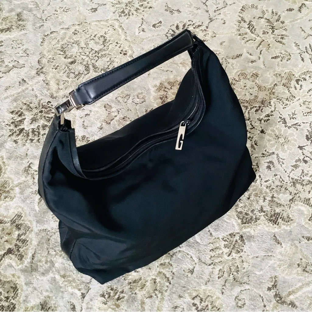 Authentic GUCCI hobo bag 🌹🌹🌹 - Image 3