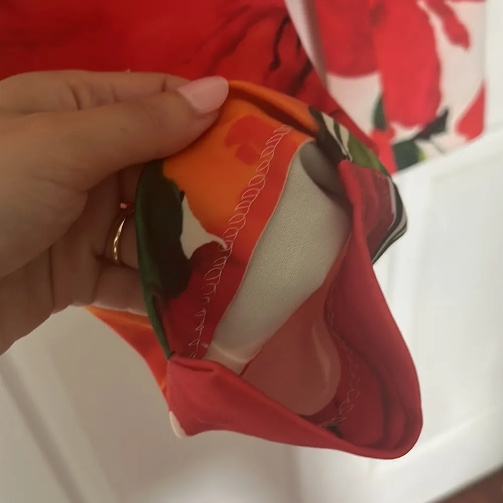 Zara | Floral Pants Pleated Scuba Material XS Red Green - Image 4