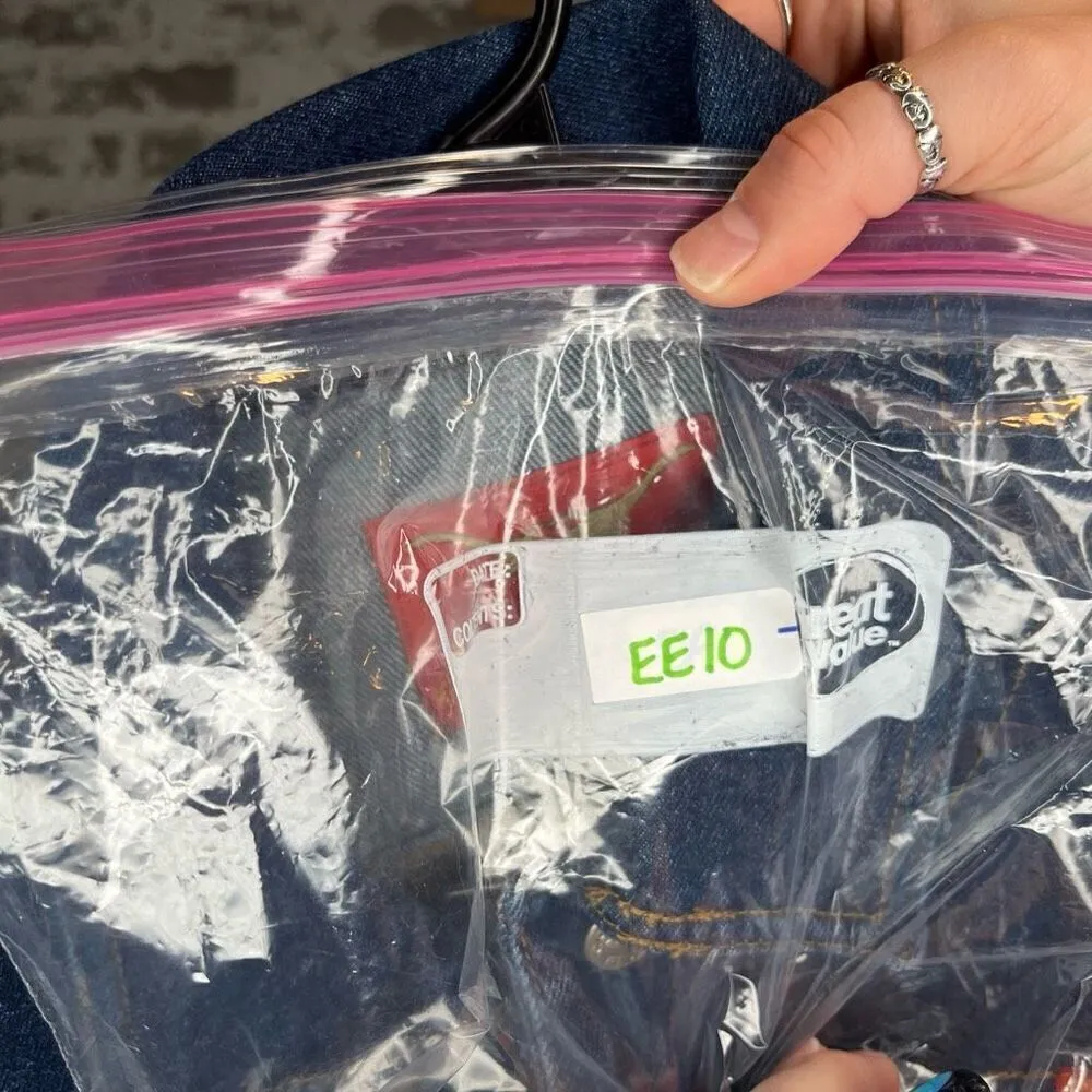 Cowboy blues | women dark wash denim jean jacket Blue Size M - Image 3