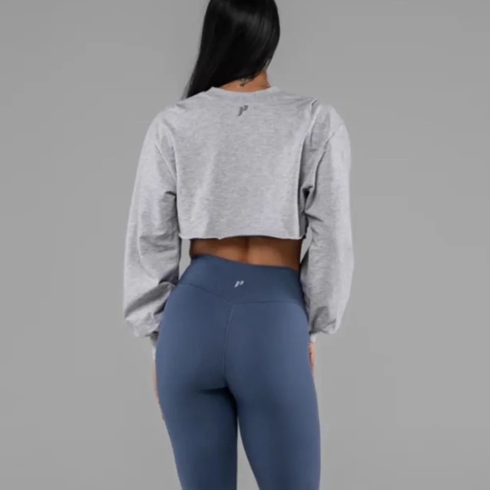 1st Phorm NWT Refine Ultra Crop Light Heather Grey Size Medium Gray - Image 2