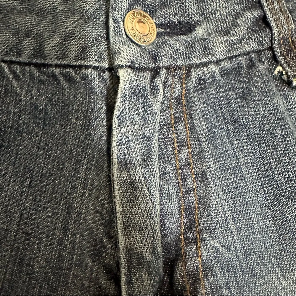 7 for All Mankind Distressed Flared Denim Blue Jeans Pink Embroidery Sz 32 - Image 6