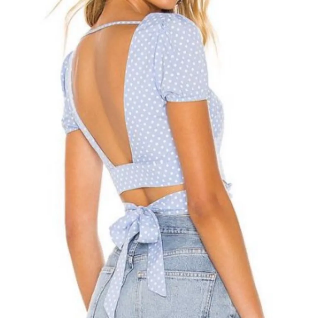 Superdown Revolve Blue and White Polka Dot Crop Top Wrap Tie - Image 5