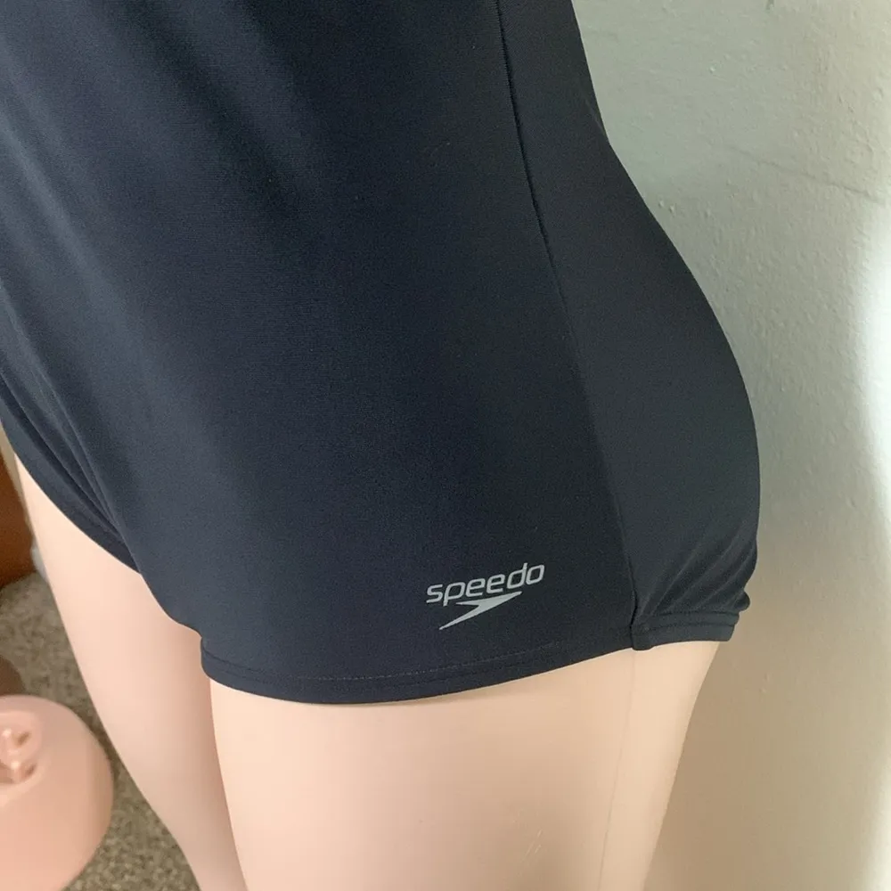 Speedo booty short like woman bathing suit halter tie around neck size XL black - Image 2