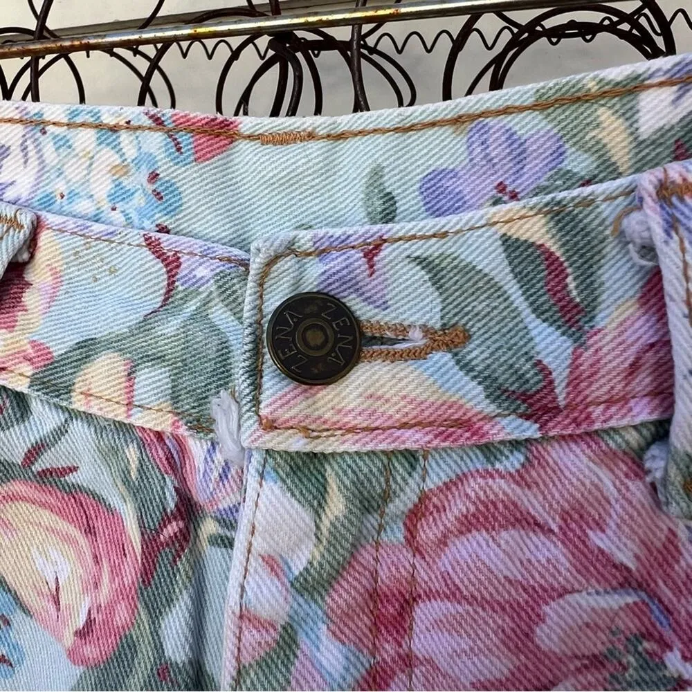 Vintage 90s Zena Floral Pastel Bareback Bermuda High Rise Jean Shorts SMALL? - Image 3