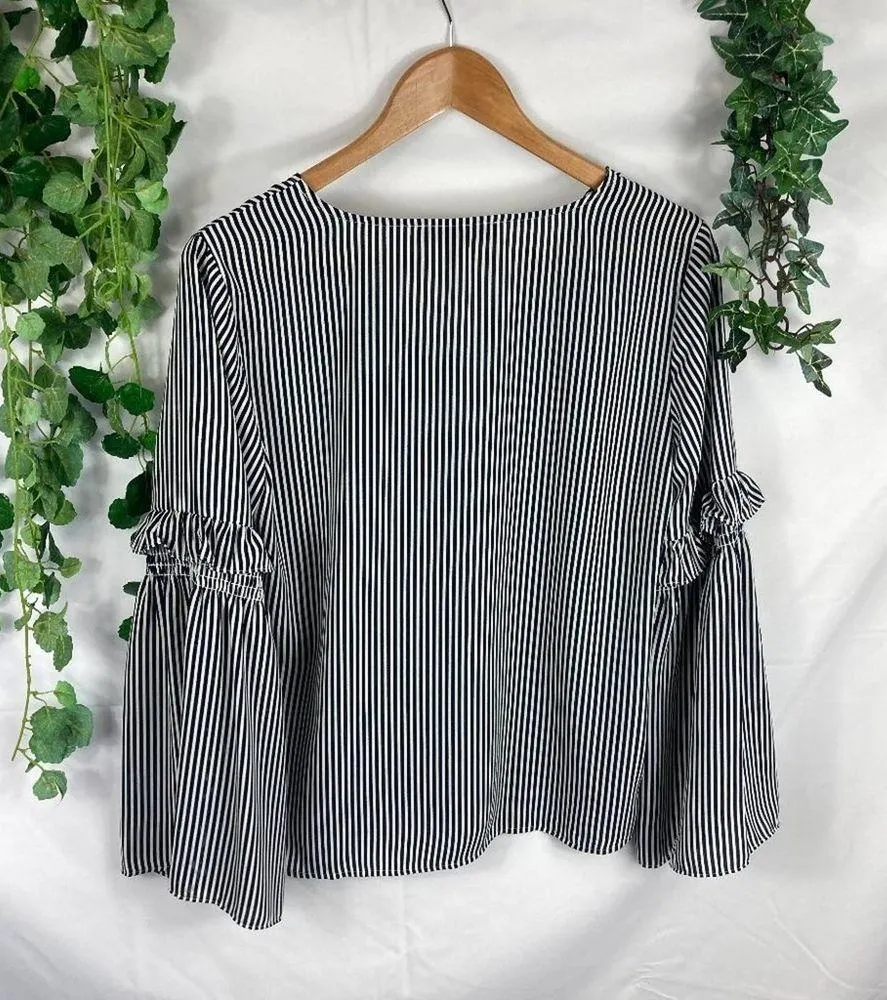 Loft Ann Taylor  Striped Flowy Shirt S - Image 5