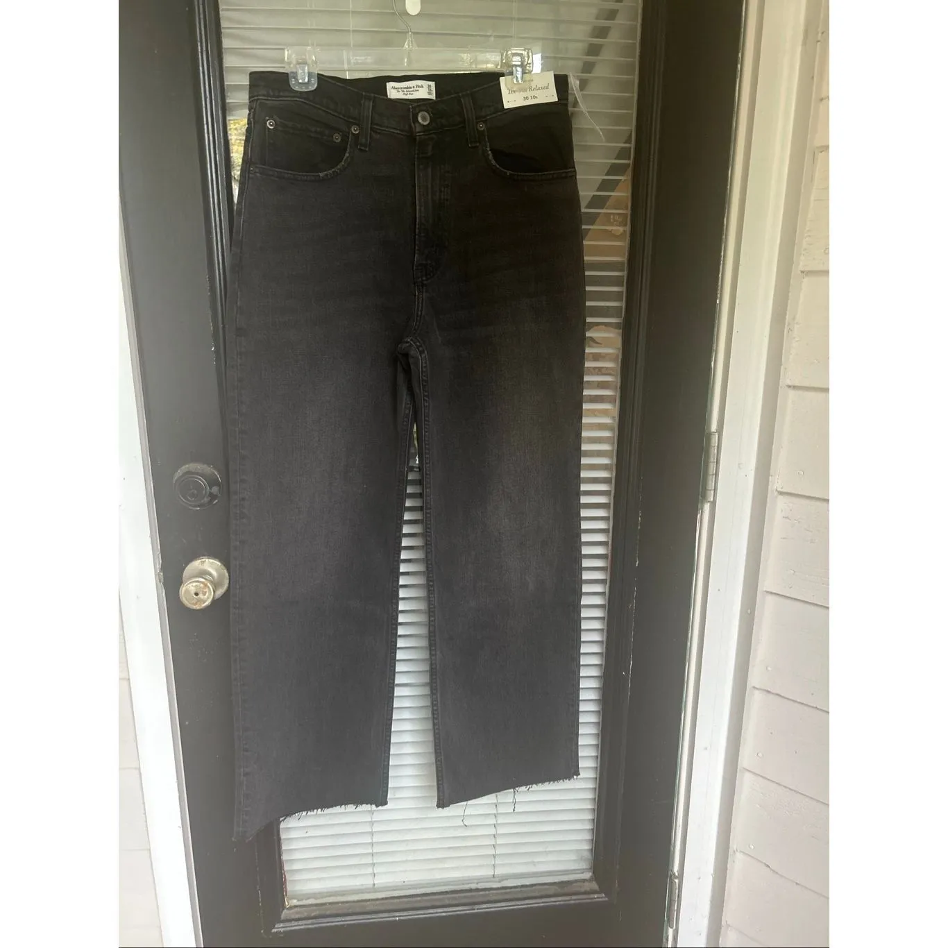 NWT Abercrombie & Fitch The 90’s Relaxed Jeans High Rise Black Size 10s / 30 - Image 12