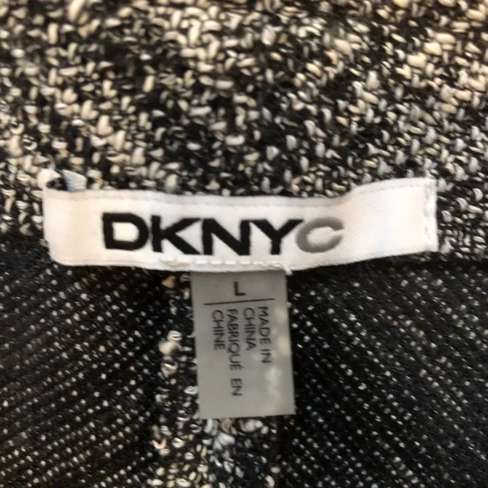 DKNY skirt - Image 2