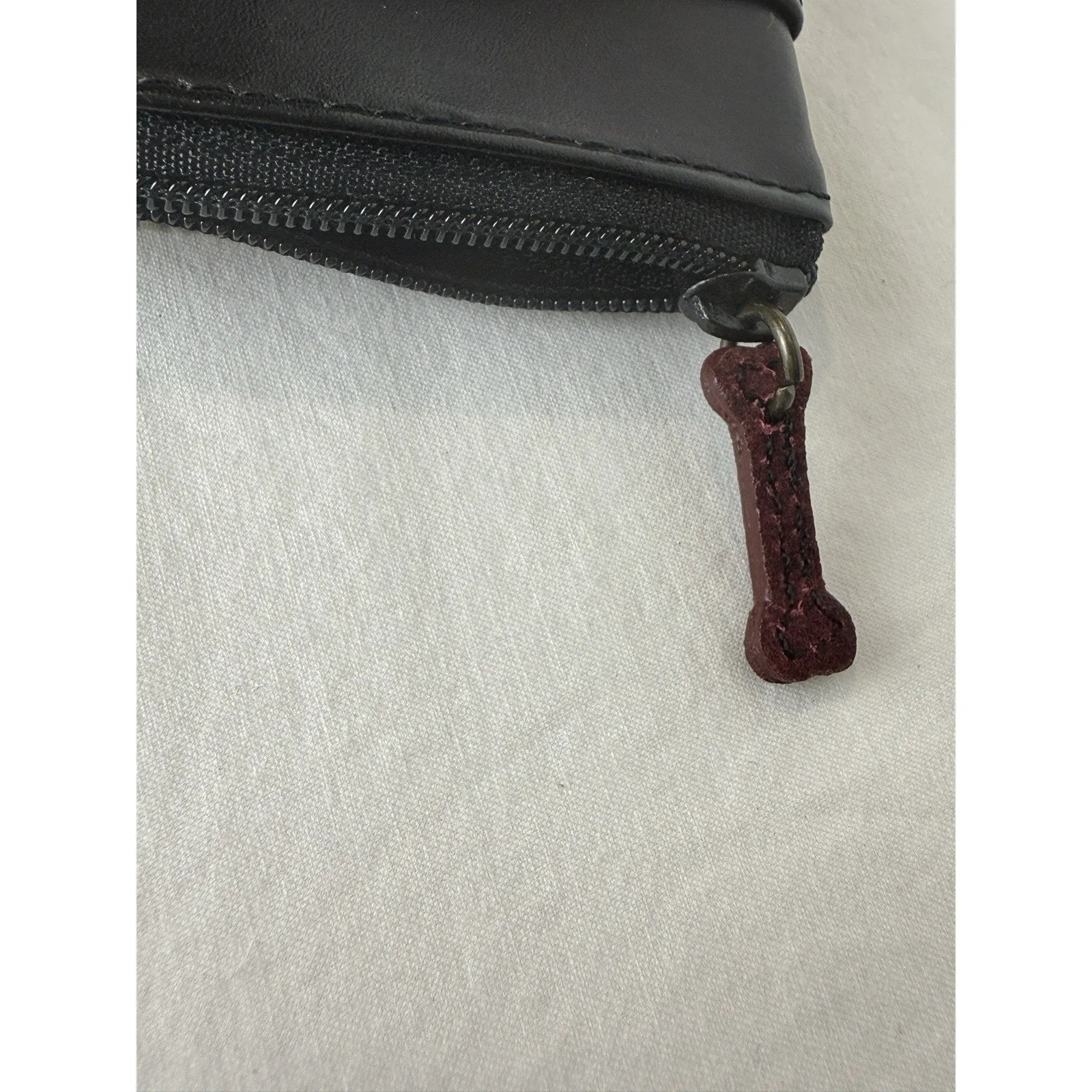 Rolfs Genuine Leather Women’s Coin Purse Dog Design Best Friends Black - Image 4