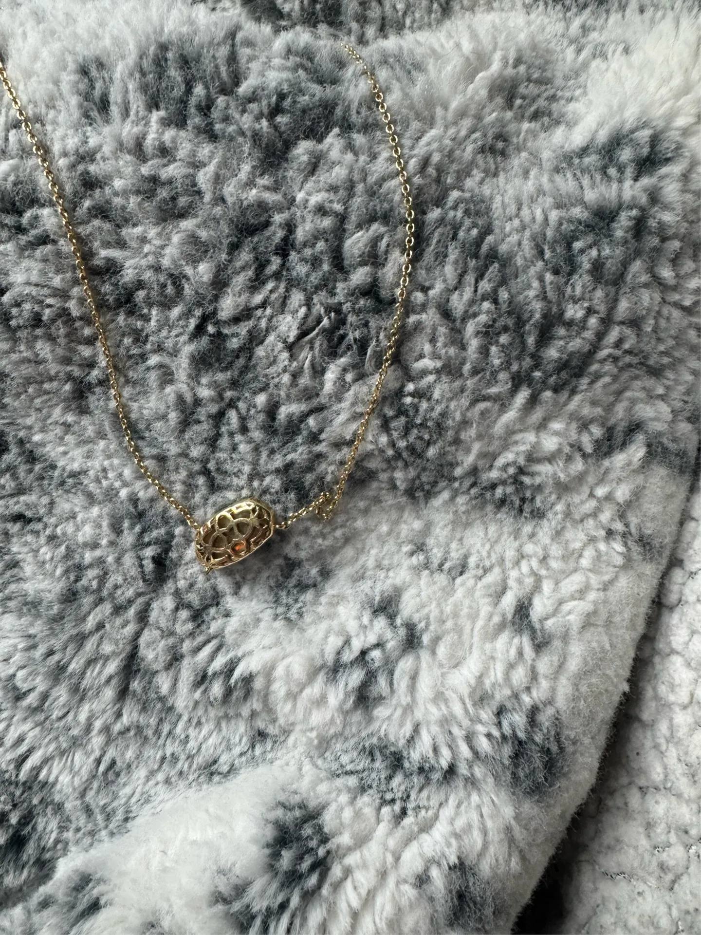 Kendra scott Necklace in Dichroic Glass - Image 3