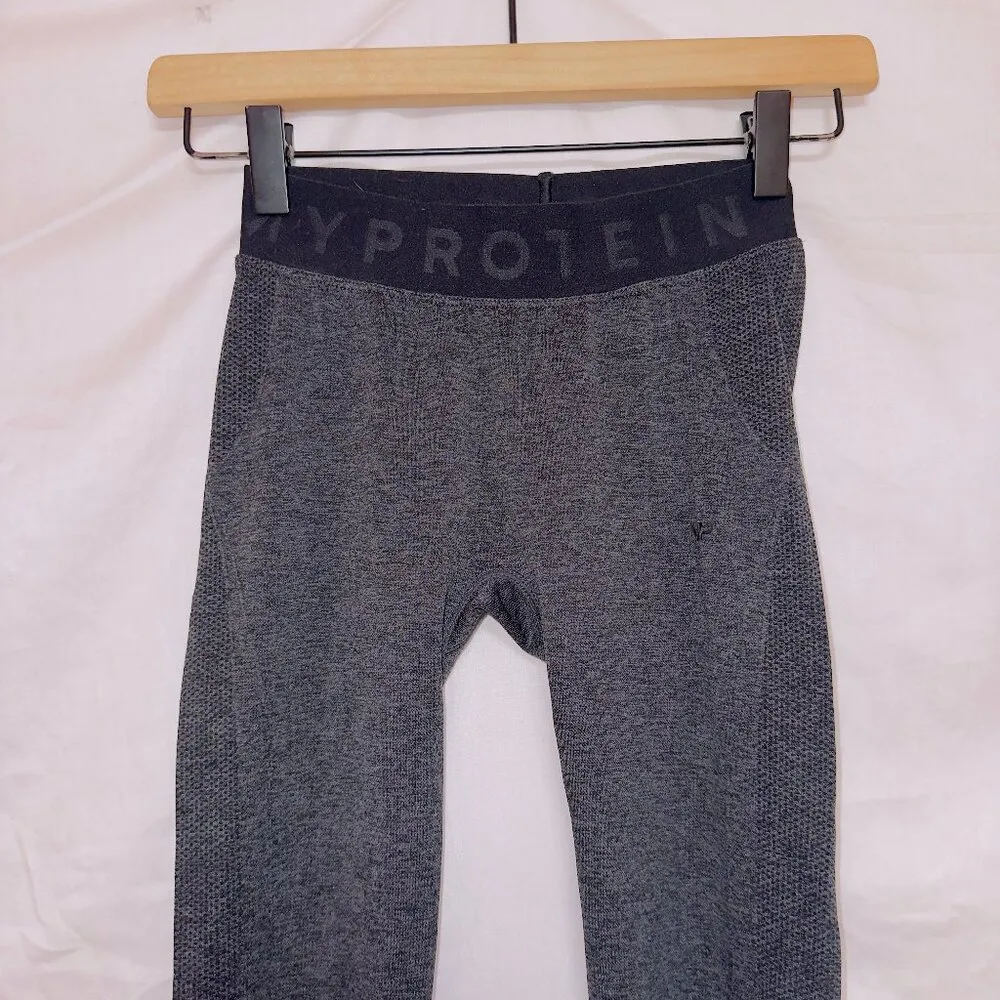 My Protein Gray Mid Rise Seamless Athletic Ankle Length Leggings size XS - Image 2