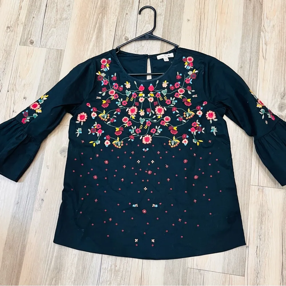 Nine Britton Women Black 3/4 Sleeve embroidered Blouse Size small - Image 4