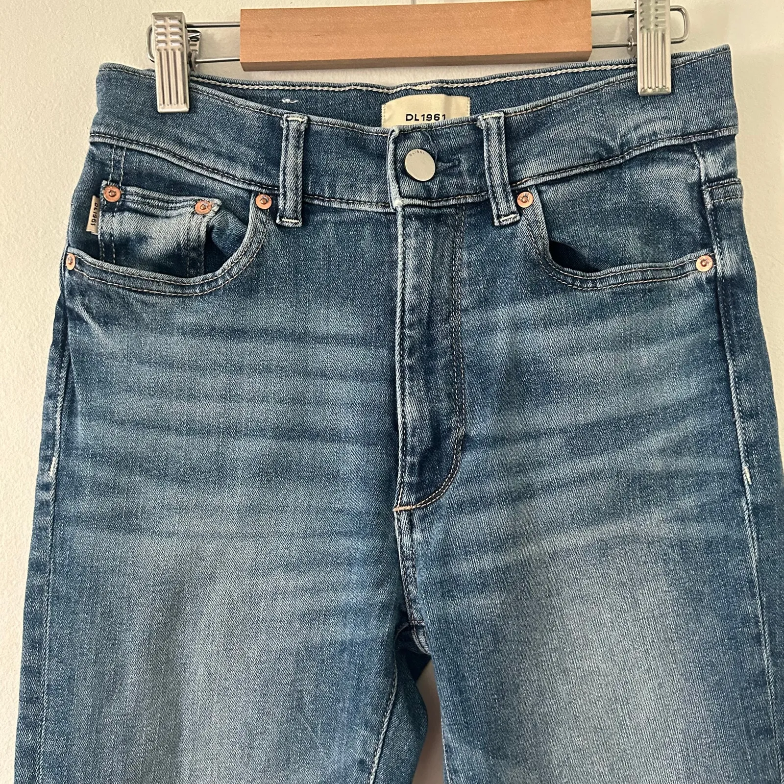 DL 1961 Women's Bridget Bootcut Slight Flare Medium Wash Jeans 25 - Image 2