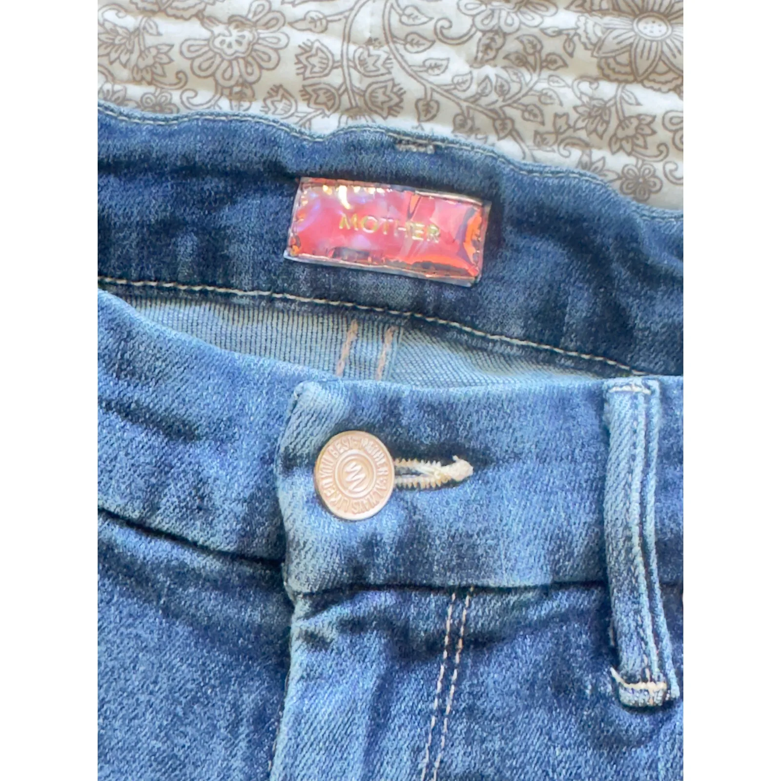 MOTHER Denim Looker Ankle Fray Girl Crush Size 28 - Image 6