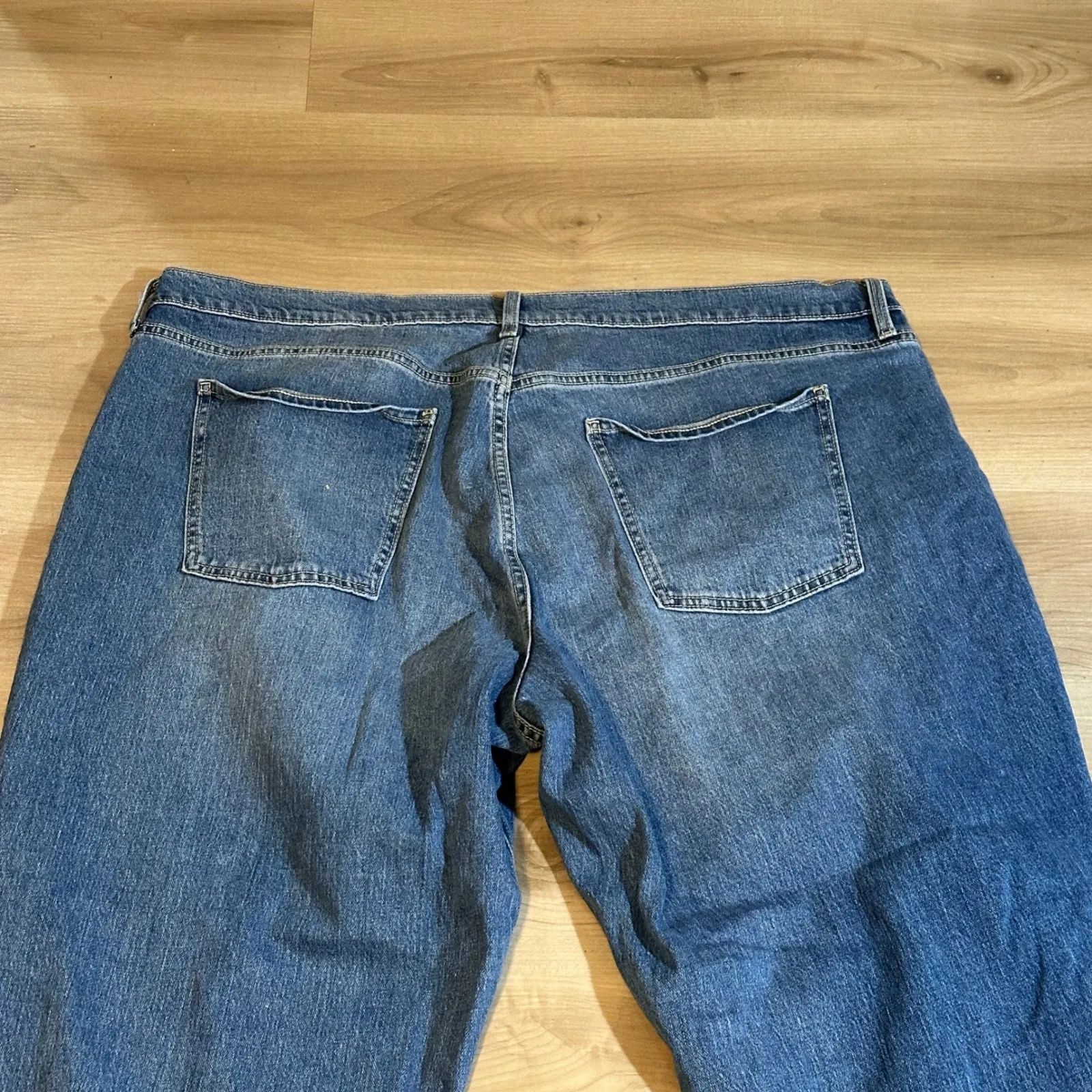 Old Navy Mid-Rise Wow‎ Boyfriend Size 22 Medium Wash Denim Jeans Plus Distressed - Image 7