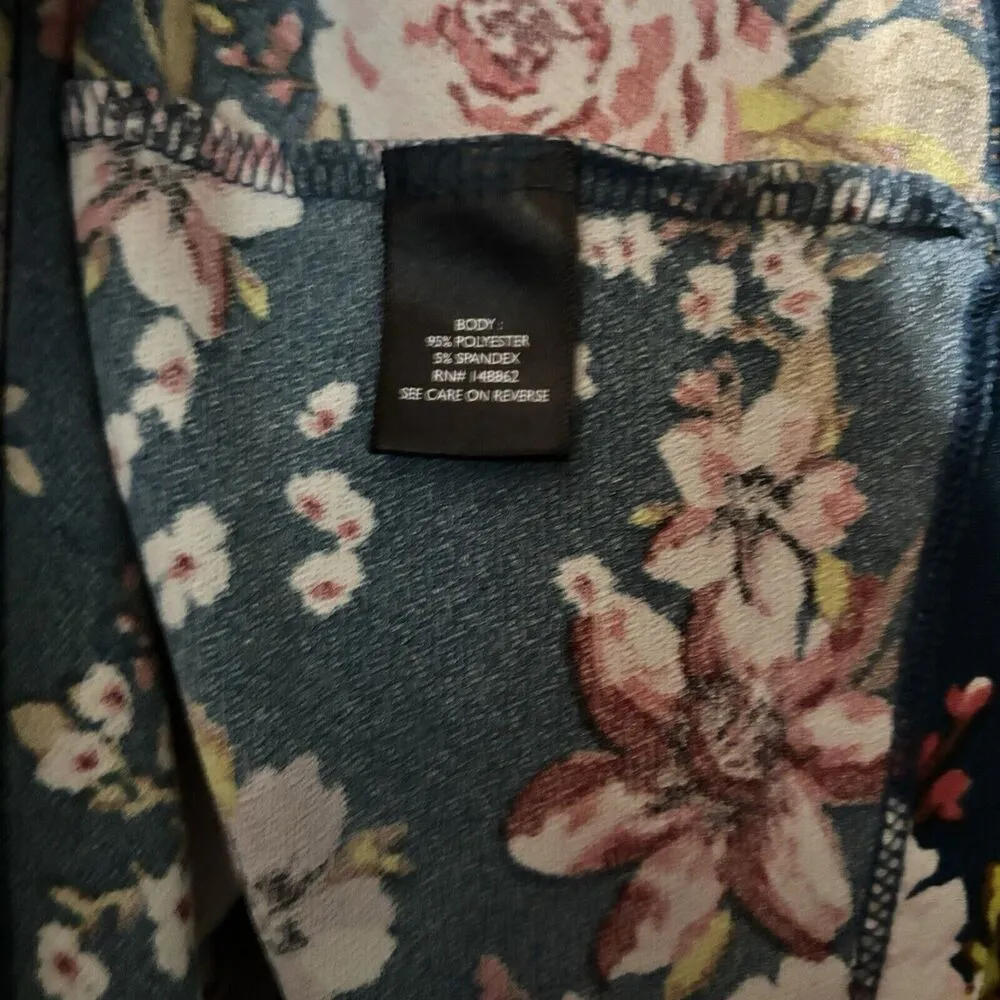 Torrid Top Womens 1X Multicolor Floral Sprint Cold Shoulder Stretch Blouse - Image 6