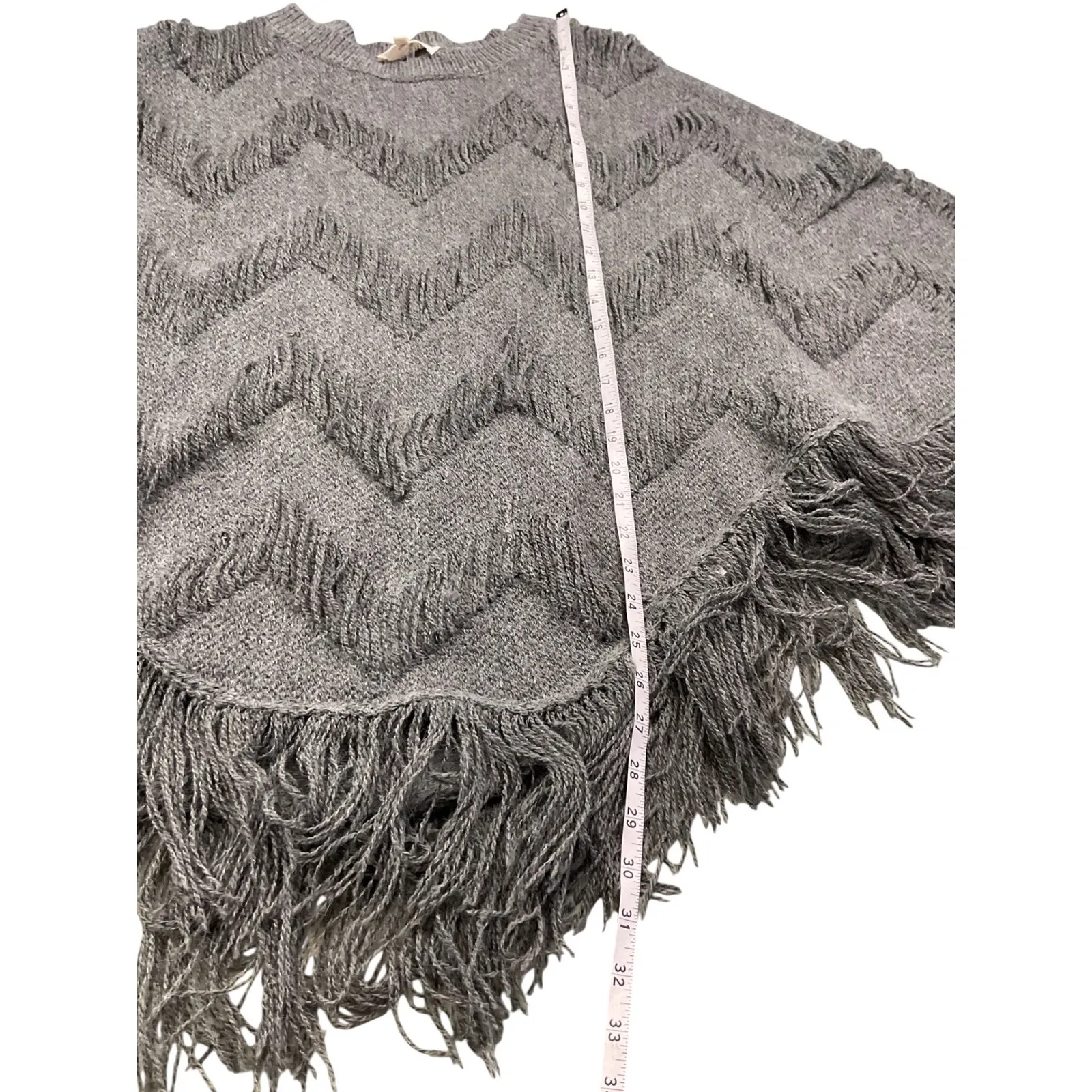 Entro Gray Chevron Fringe Knit Poncho Sweater Pullover Size S - Image 7