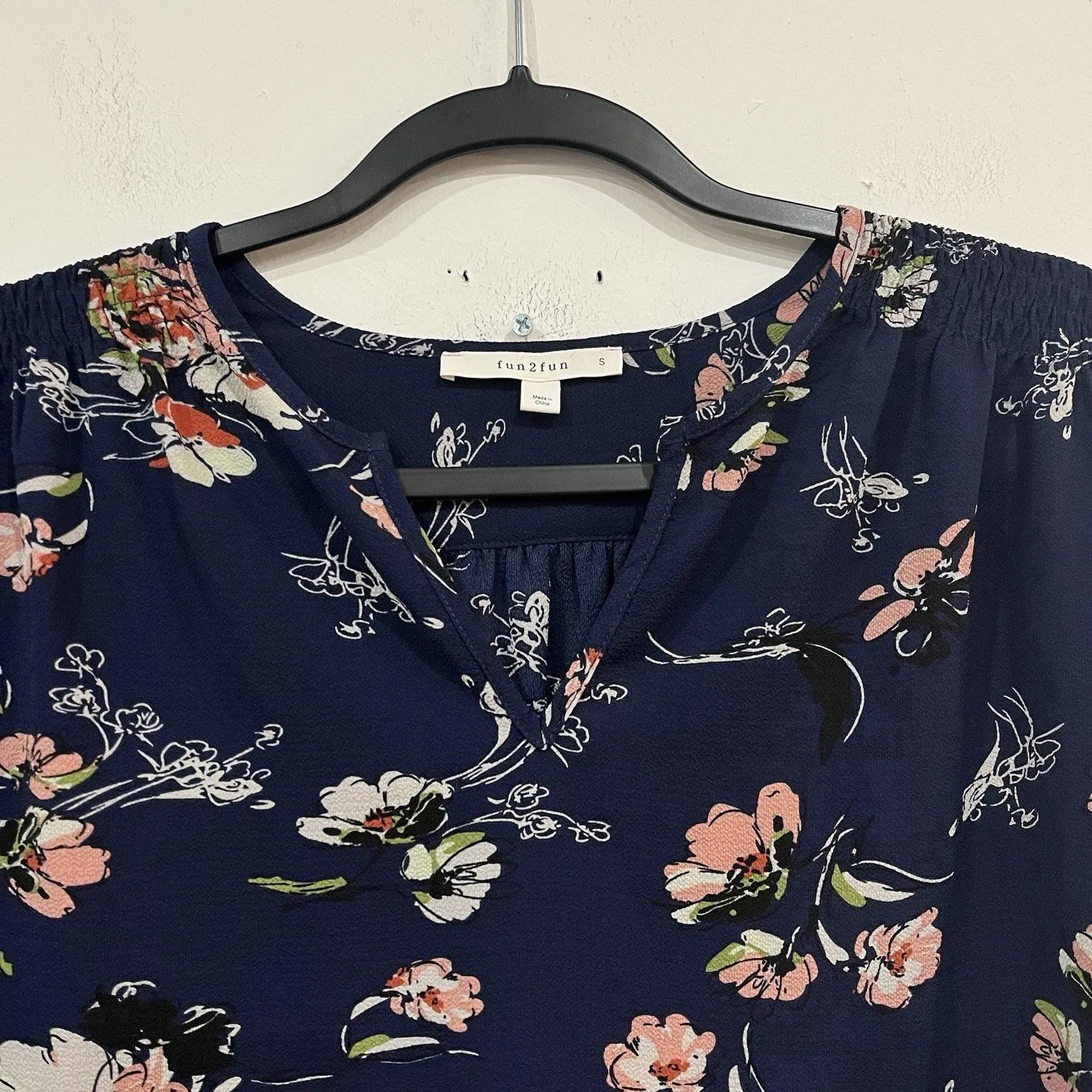 NWOT Stitch Fix fun2fun Floral Blouse Blue Boho Size Small - Image 2