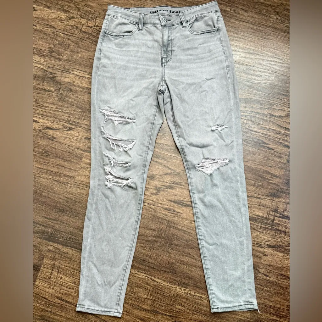 American‎ Eagle Outfitters Women's Light Gray Ripped Skinny Jeans Sz 6 - Image 2