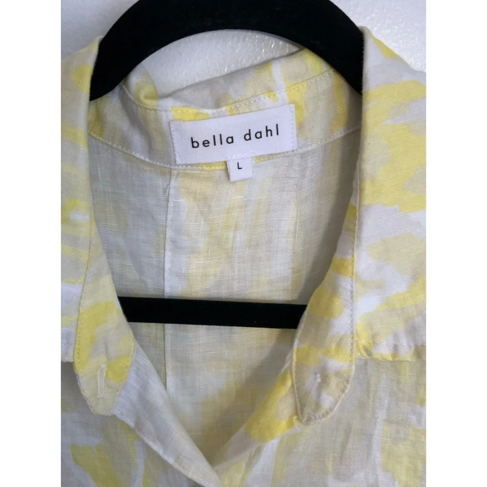Bella Dahl Linen Printed Button Down -‎ Layered Spots Print In Yellow - Image 2