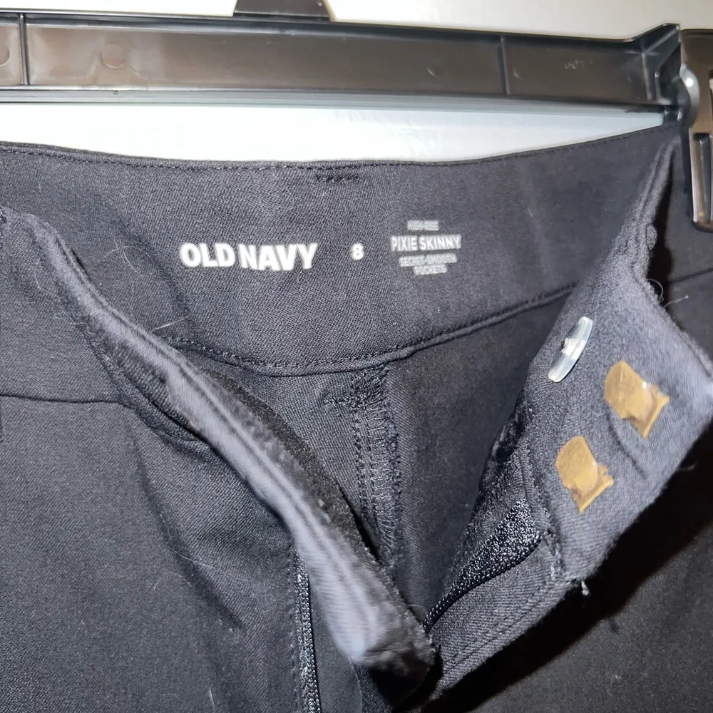Old Navy Women's High Waisted Pixie Skinny Ankle Pants - Image 4