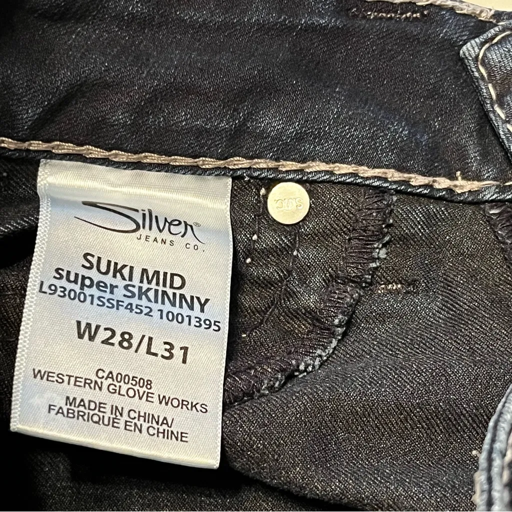 Silver Jeans Co. Suki Mid Rise Womens Size 28 / 31 Blue Dark Wash Denim Jean‎ - Image 2