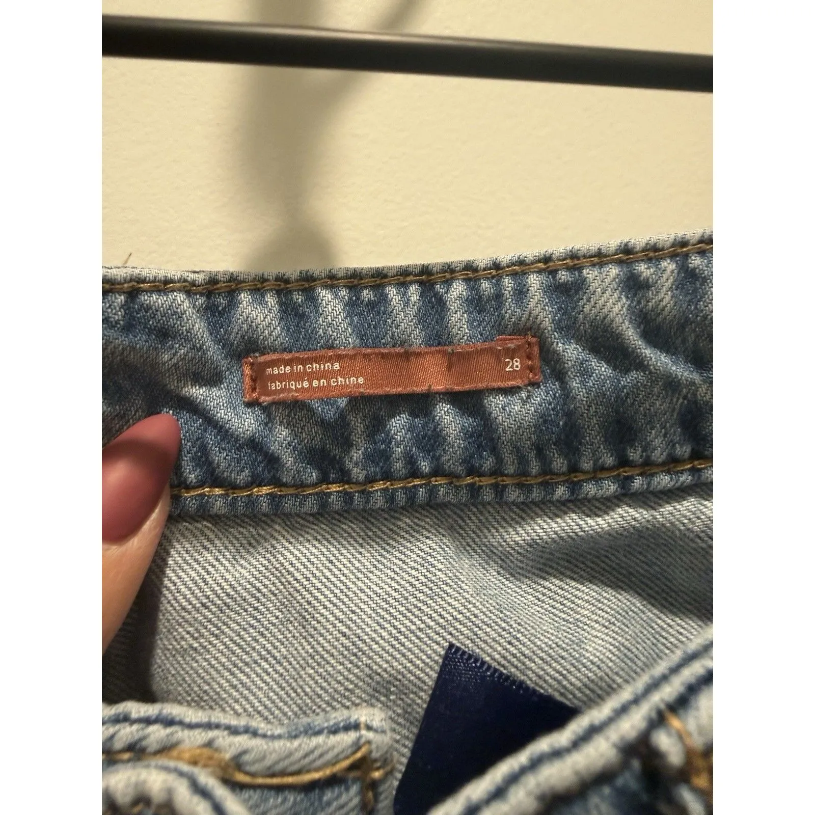 Pilcro Anthropologie Cut Off Button Fly Blue Denim Jean Shorts Sz 28 Distressed - Image 2