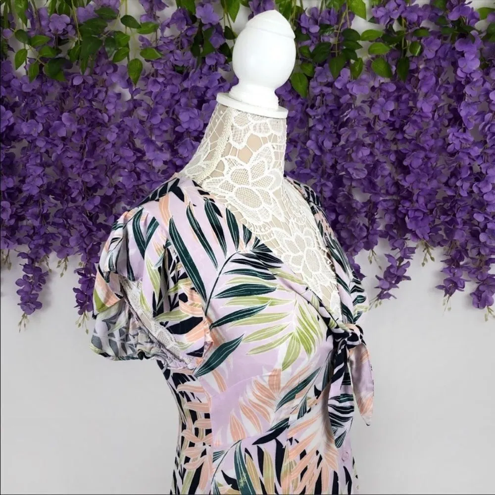 ✨ Palm Leaf Print Button Up Tie Front Dress✨ - Image 5