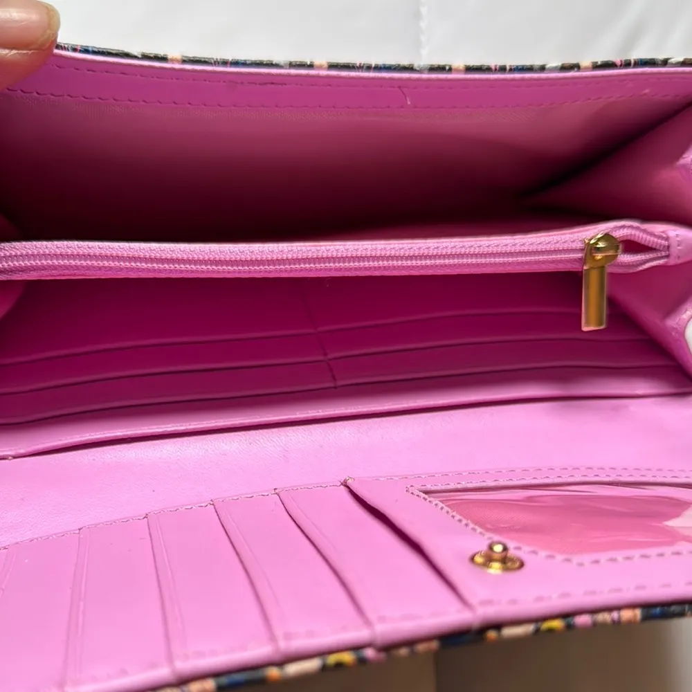 Sandoner Magenta Wallet with Sand Doll Face Design Pink - Image 9