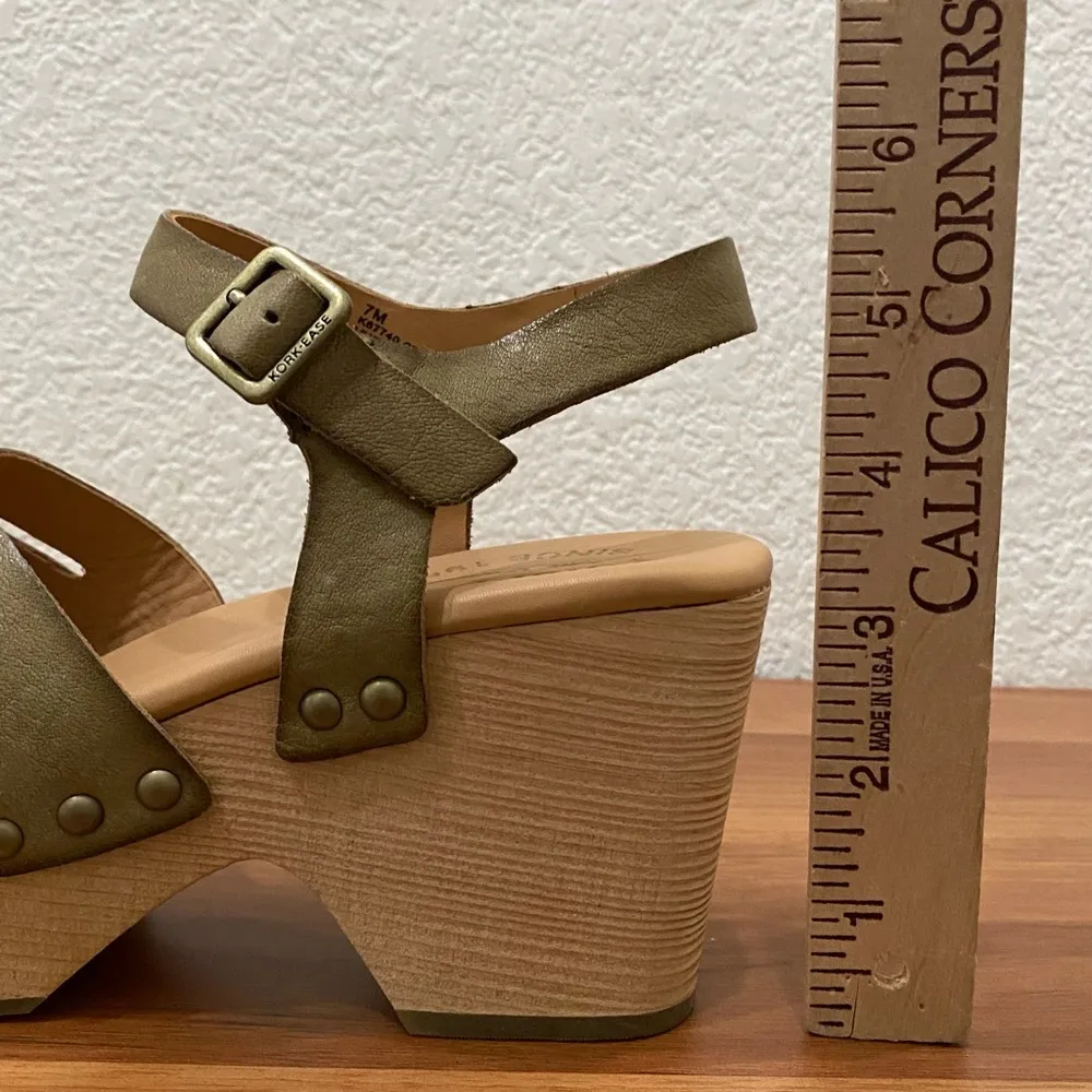 KORK-EASE Wilde Green “Wausau” Wood-Wrapped Wedge Platform Ankle Strap Sandals 7 - Image 10