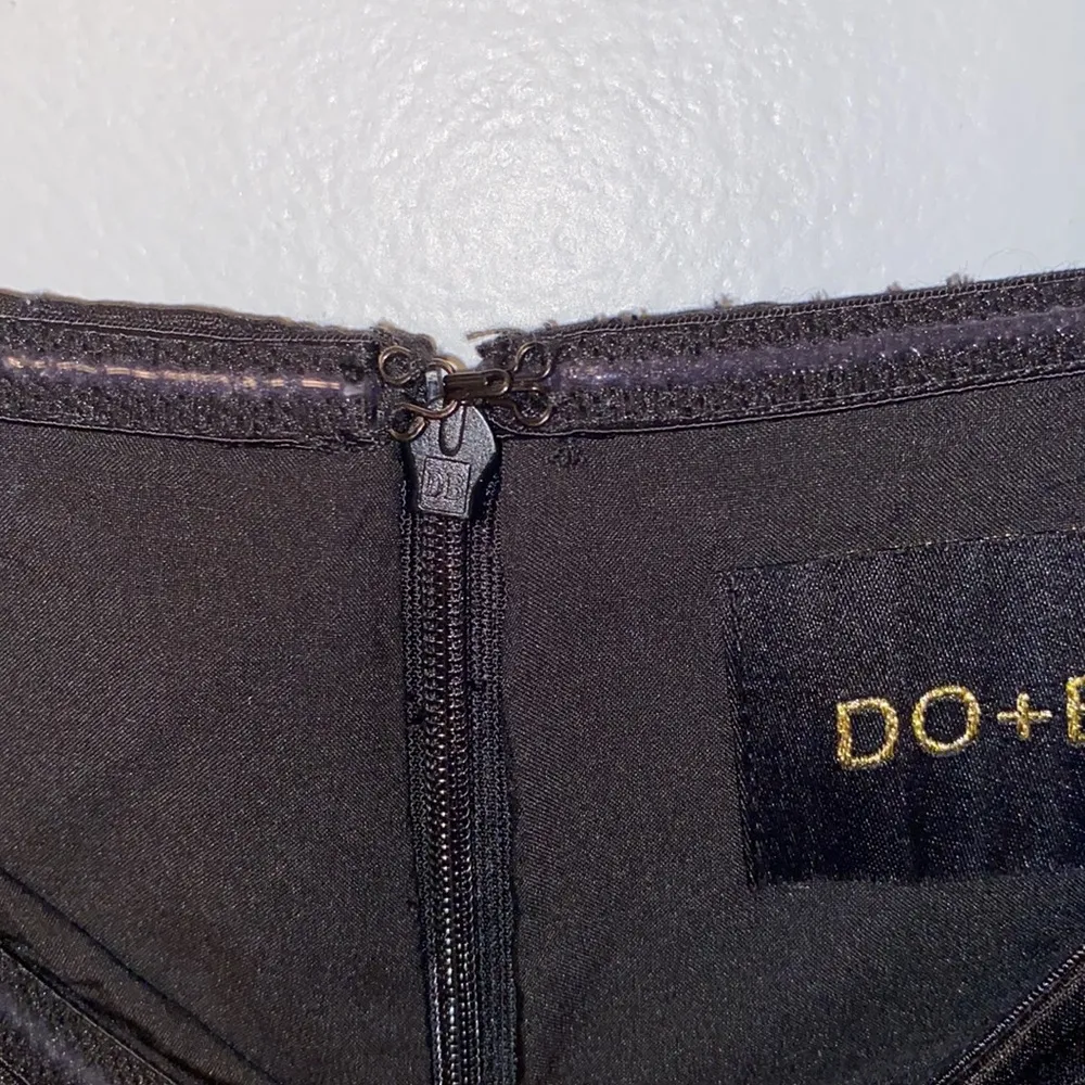 Black Strapless Zipper Back Flowy Bottom Sweetheart Mini Tube Dress - Image 8