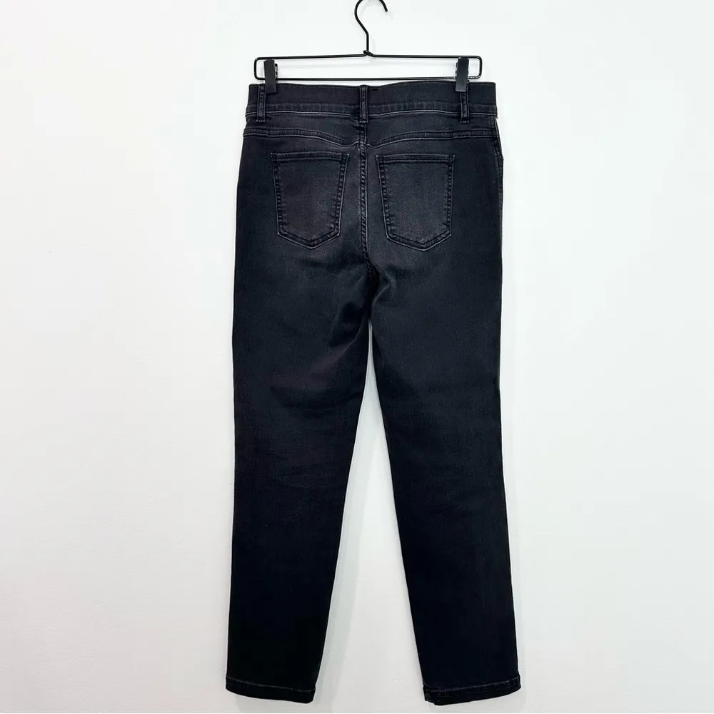 Spanx Straight Leg Jeans Vintage Black 20355R Pull On size Medium - Image 4