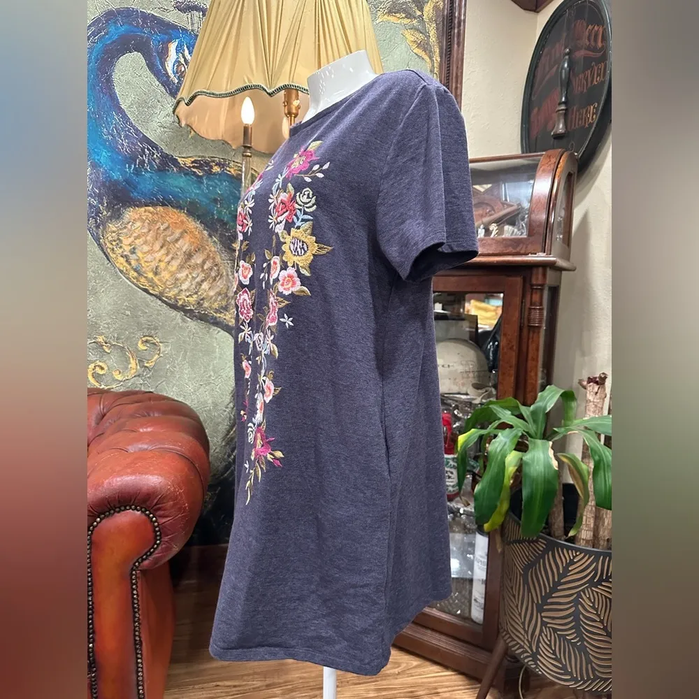 Umgee blue  Raglan Sleeve Mini Dress with front embroidery flower motive - Image 3