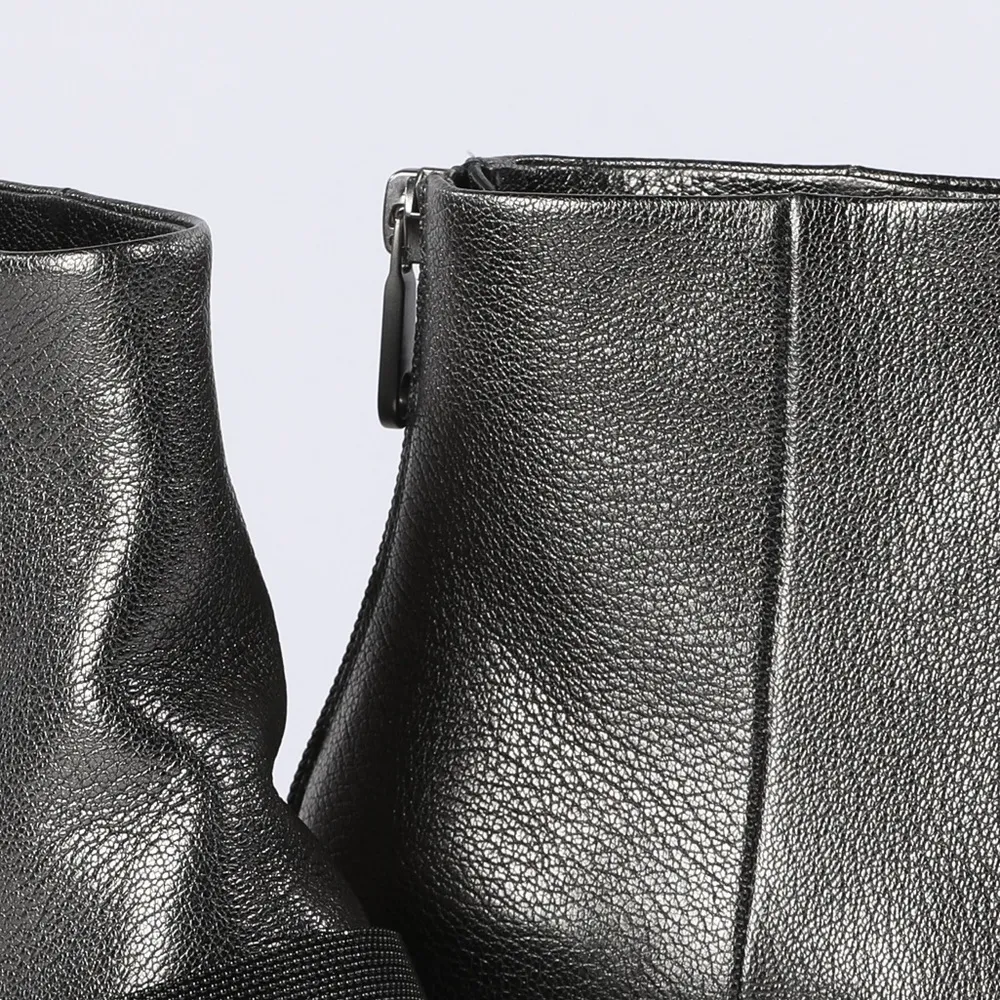 Brunello Cucinelli Metallic Grey Leather Ankle Booties w Signature Beading - Image 4