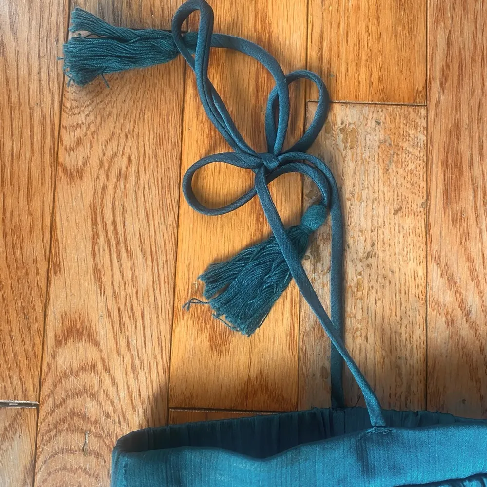 teal green silk bow tassel flowy tank top - Image 3