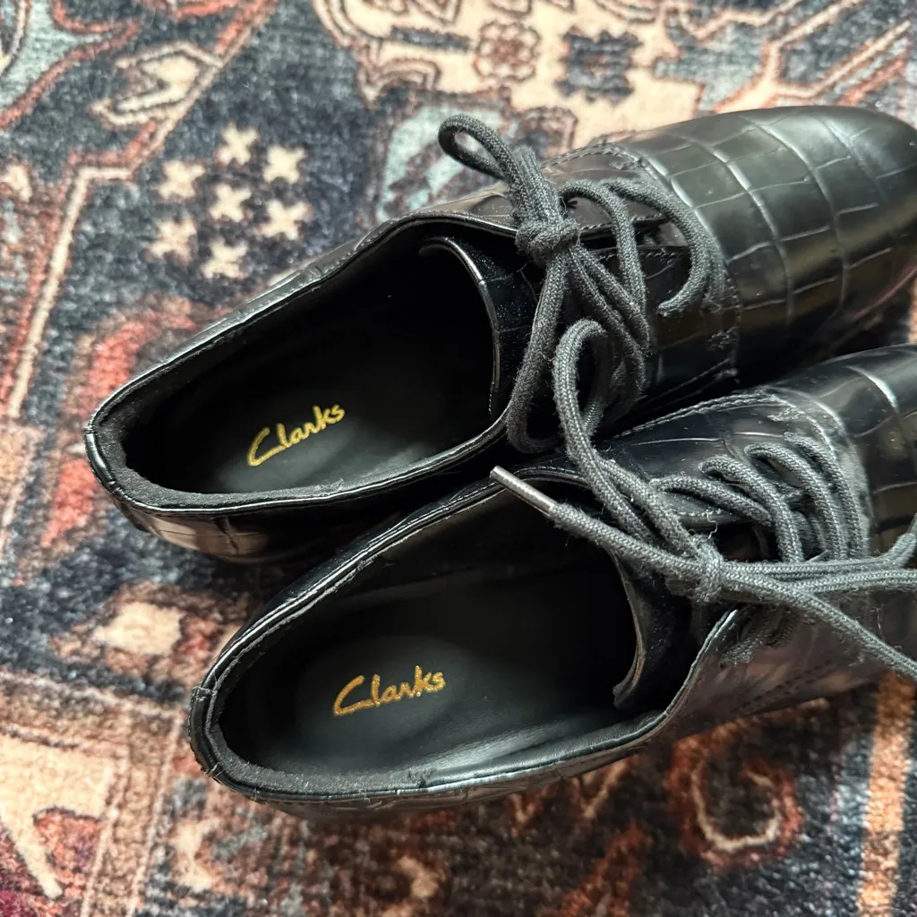 Clark’s Ria Derby In Black Loafers Leather Oxford Lace Up - Image 6