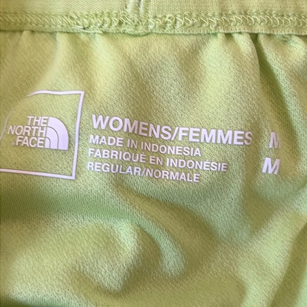 The North Face  Women's Wander Performance Short, Sharp Green Size Medium - Image 7