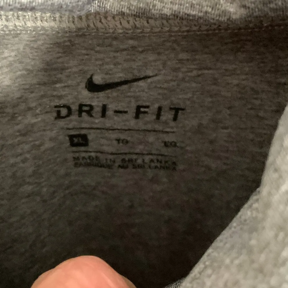 Nike  Dri Fit‎ turtleneck size xl - Image 2