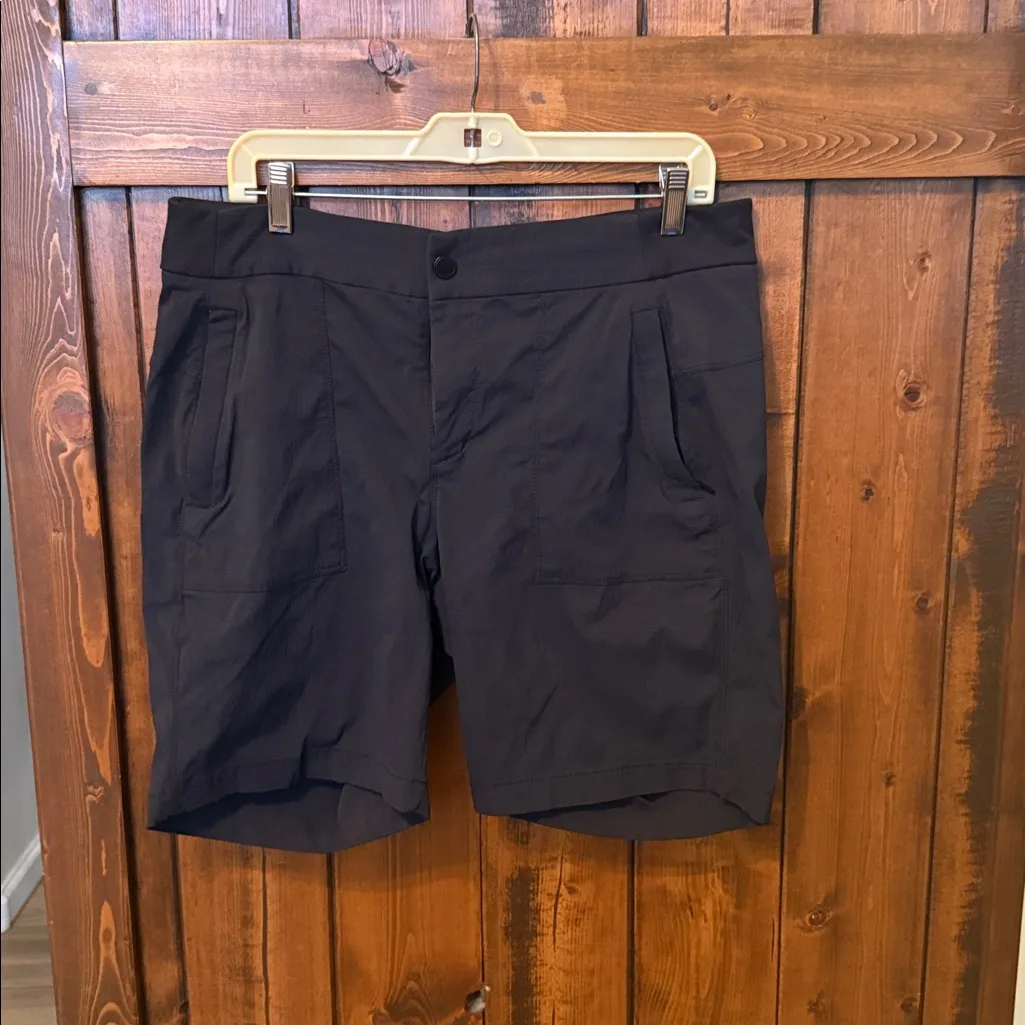 Athleta Trekkier Bermuda Short, Black, Size 12 - Image 3