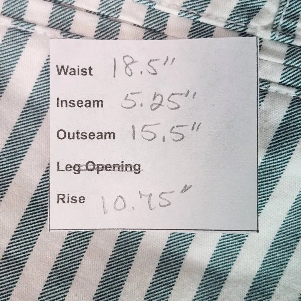 Old Navy Green Stripe Chino Shorts Size 16 Green and White Stripe Preppy Shorts - Image 7