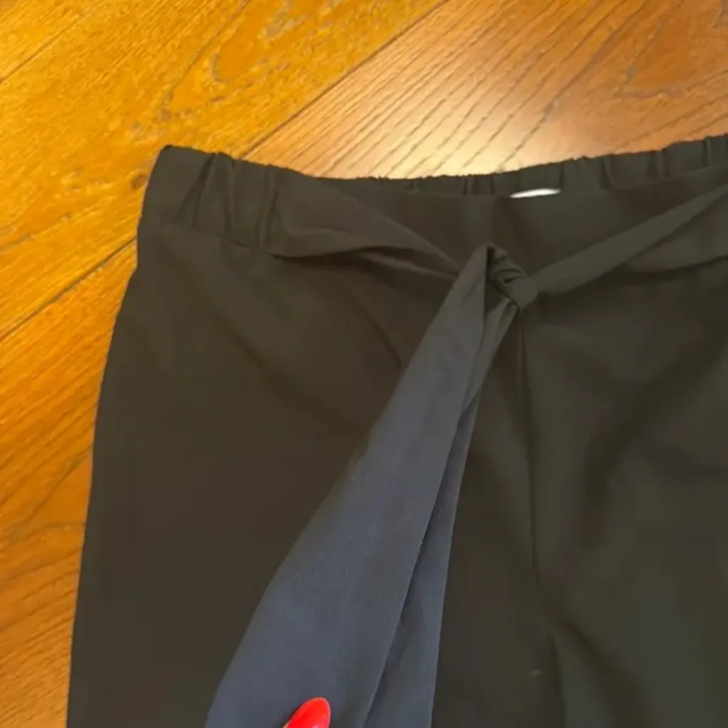 Calvin Klein Tie Front Pull on wide leg pants size M - Image 7