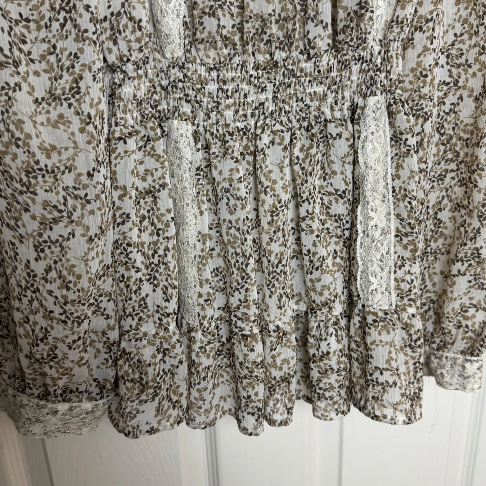 Candies Y2K Long Sleeve Floral Lace Square Neck Smocked Waist Blouse Top L White Size L - Image 3