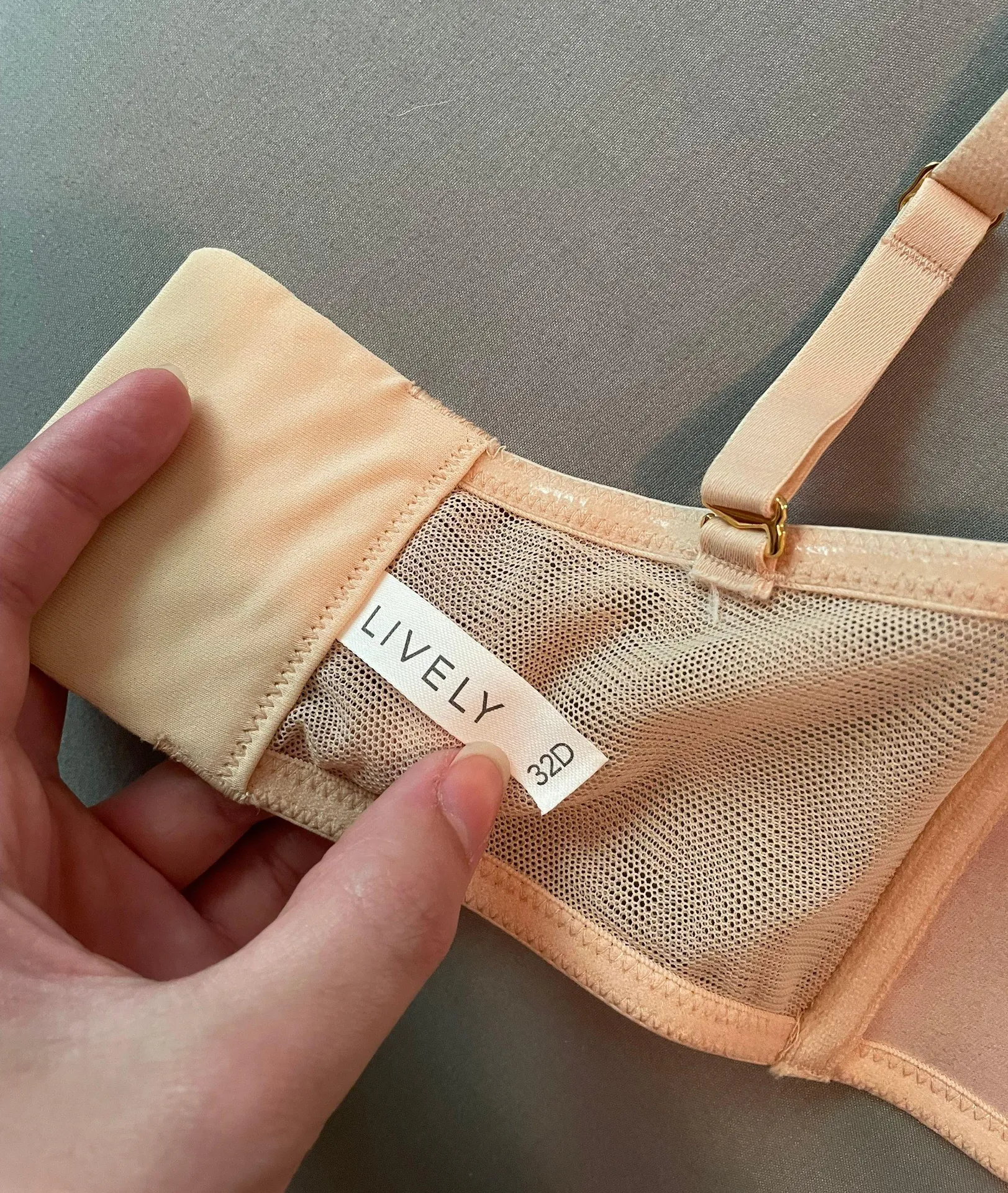 Lively No-Wire Strapless Bra - Image 3