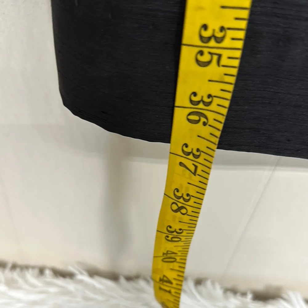 Black Sheath Mini Dress with Scoop Neck and Cutout Back Size 14 - Image 9